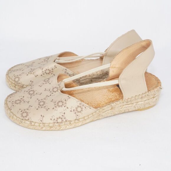 Bernie Mev Beige/Khaki Espadrille Closed-Toe Sandals, Size 40 - Picture 1 of 8